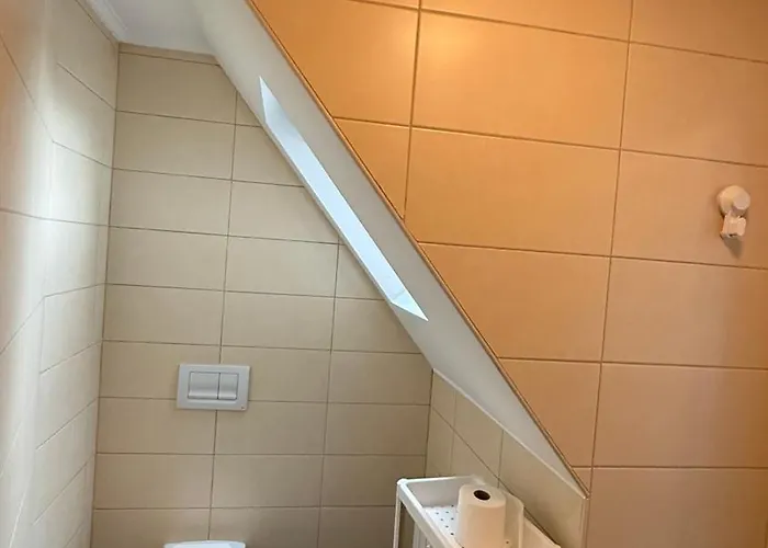 Tram Station Bed & Breakfast 3*