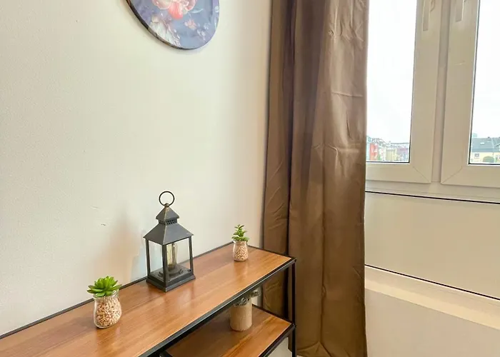 Tram Station Bed and breakfast 3*