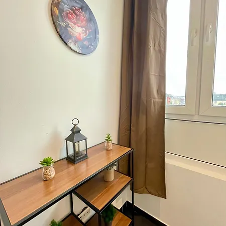 Tram Station לינה וארוחת בוקר 3*